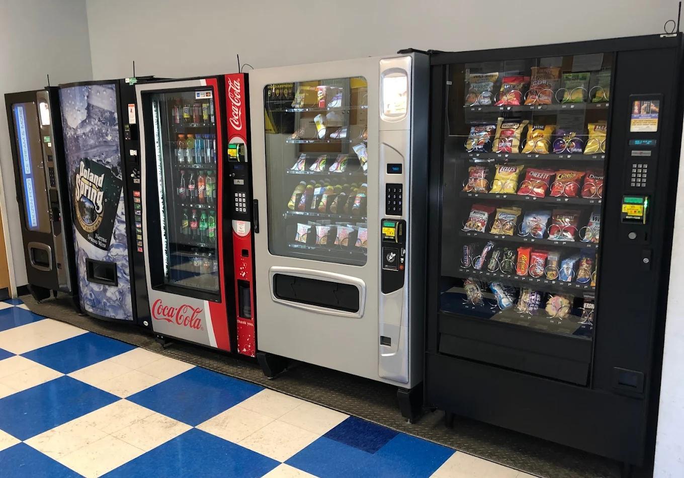Free vending machines near me in Chicago - Fast Fuel snack and beverage vending service