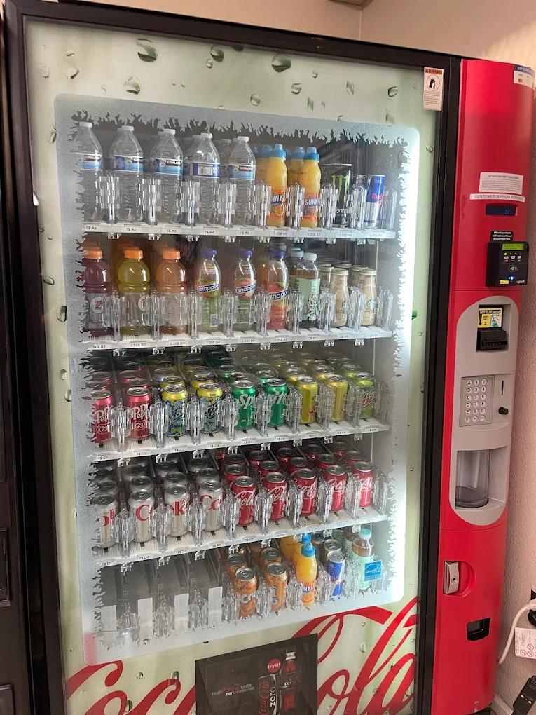 Free Beverage Vending Service Chicago & Suburbs | Cashless, Modern, 24/7 Restocking