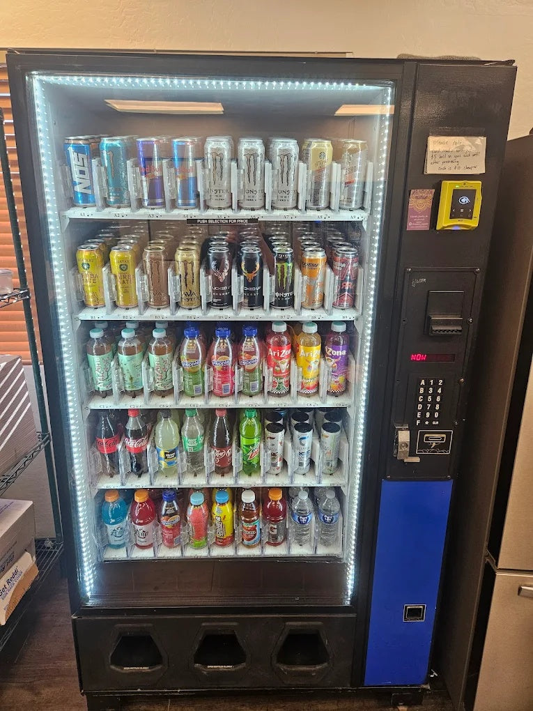 Free Beverage Vending Service Chicago & Suburbs | Cashless, Modern, 24/7 Restocking