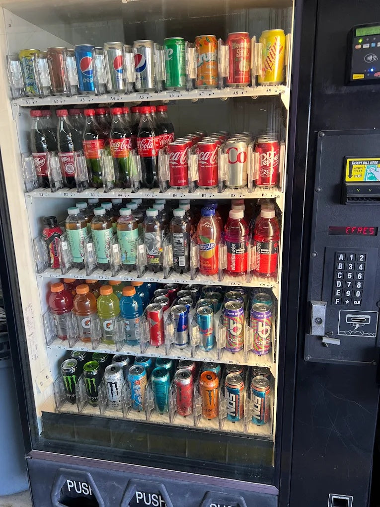 Free Beverage Vending Service Chicago & Suburbs | Cashless, Modern, 24/7 Restocking