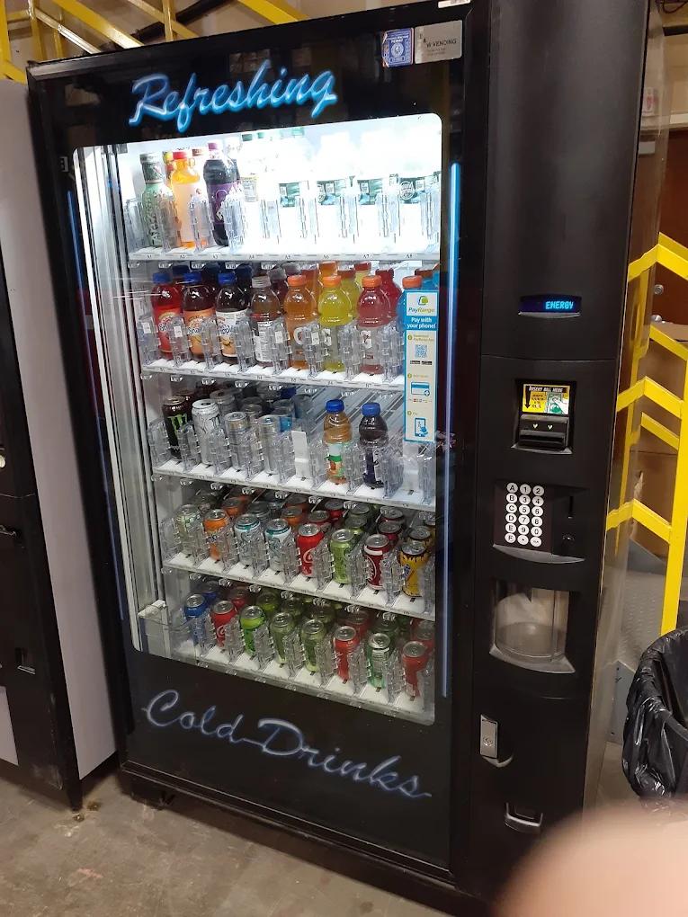 Free Beverage Vending Service Chicago & Suburbs | Cashless, Modern, 24/7 Restocking